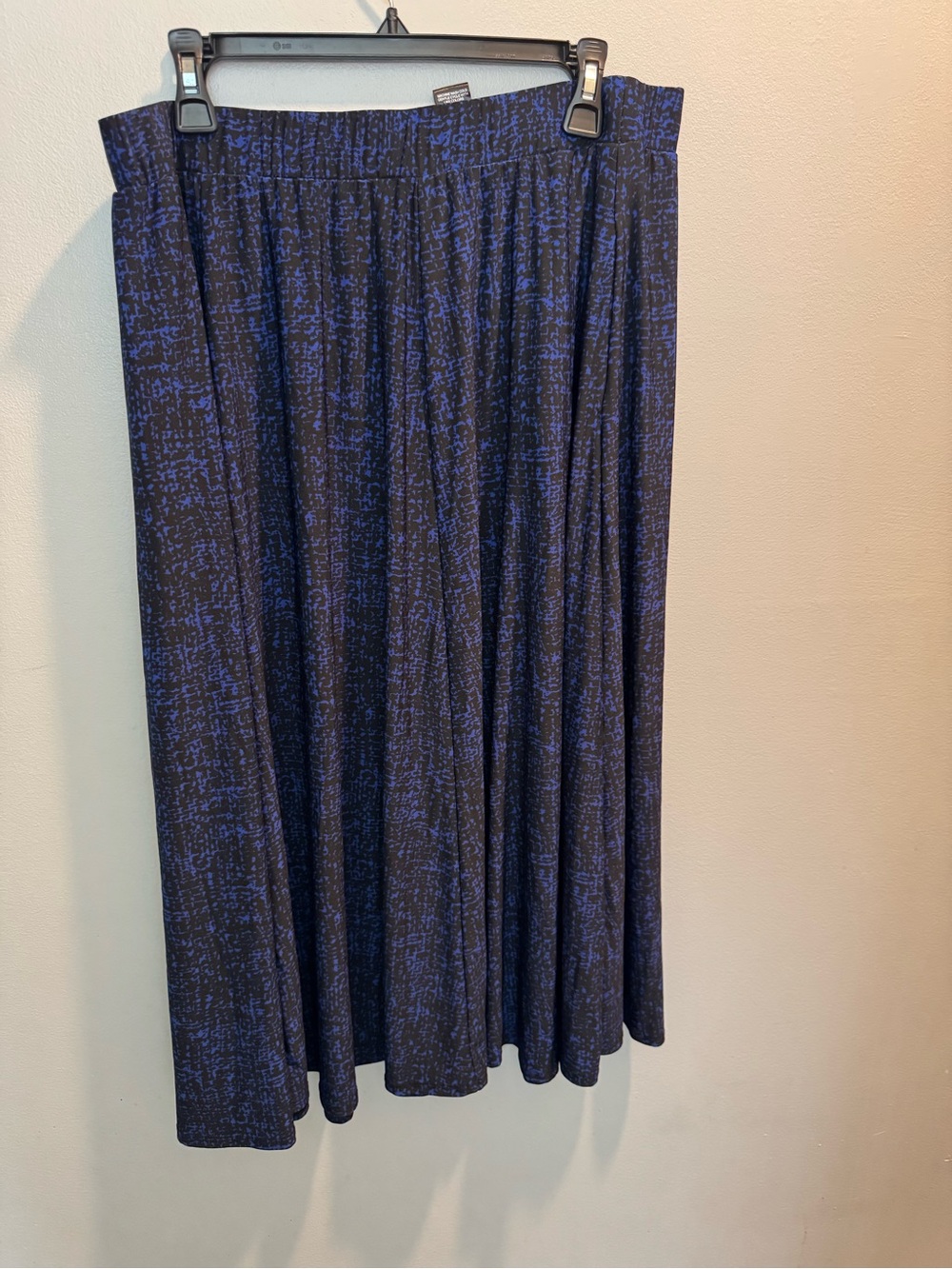 Antthony Black and Blue Patterned Midi Skirt Size XL  Office Casual